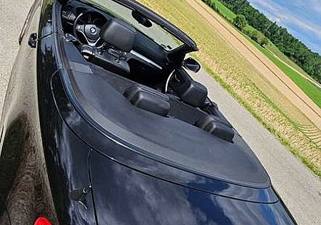 BMW 118 1er Cabrio, TÜV - Bremsen - Service neu