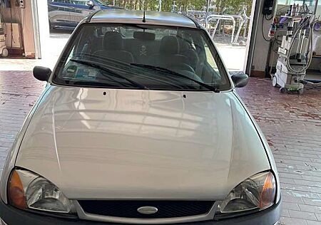 Ford Fiesta TÜV NEU!!!