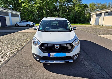 Dacia Lodgy SCe 100 Stepway