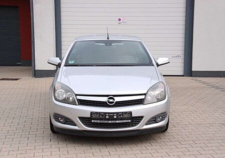Opel Astra H Twin Top Edition