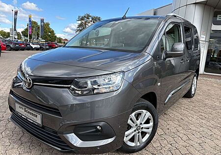 Toyota Pro Ace Proace Verso Team D **NAVI**
