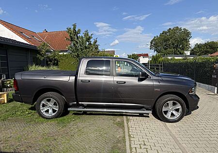Dodge RAM sport Vollausstattung Luftfahrwerk LPG