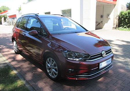 VW Golf Volkswagen Sportsvan VII Comfortline+NAV+AHK+ Sitzheiz