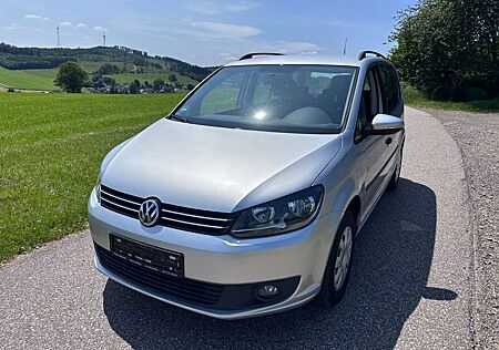 VW Touran Volkswagen Trendline 1,6TDI DSG Automatik erst 53tkm