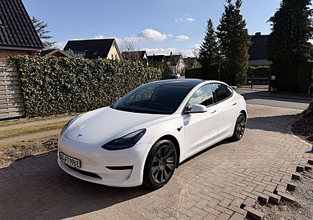 Tesla Model 3 Basis RWD