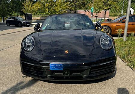 Porsche 992 Carrera S Cabriolet + Sport Chrono, LED Matrix