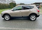 Nissan Qashqai 1.6 dCi DPF Navi/TV Einparkhilfe Klimaanl Alufelg