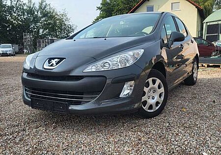 Peugeot 207 CC Cabrio-Coupe Filou