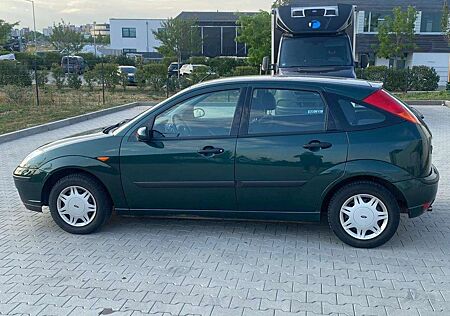 Ford Focus Ghia X