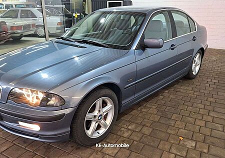 BMW 323 i