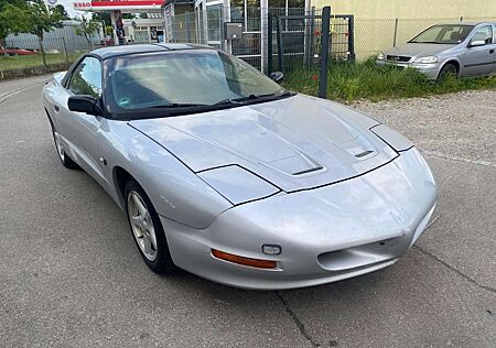 Pontiac Firebird 3.4 V6 Targa