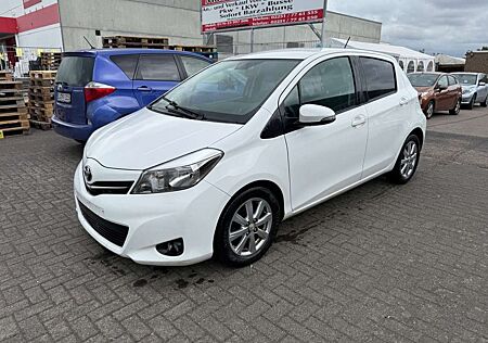 Toyota Yaris 1,4-l-D-4D Cool,Klima,Navi,kamera