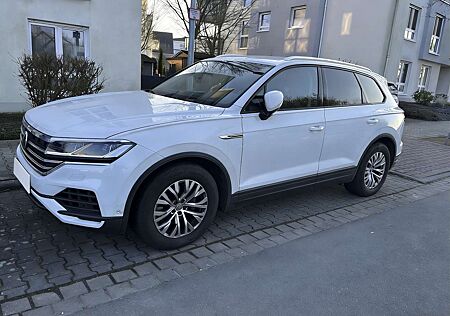 VW Touareg Volkswagen Diesel 3.0 V6 TDI 4Motion DPF Automatik