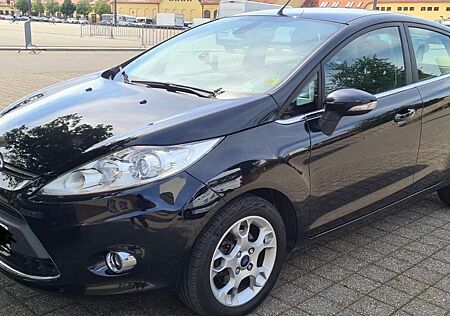 Ford Fiesta 1.25 Titanium - sehr guter Zustand