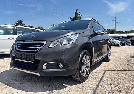 Peugeot 2008 Allure, I-HAND,NEU TÜV und Inspektion,Navi