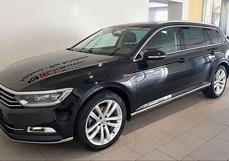 VW Passat Variant Volkswagen 2.0 TDI SCR DSG (BlueM. Tech) Highl