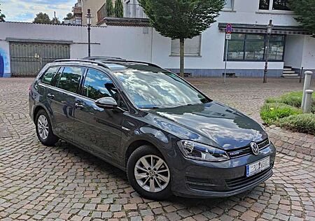 VW Golf Volkswagen 1.6 TDI BlueMotion Technology Trendline