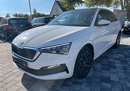 Skoda Scala 1.6 TDI Style LED / Panorama / Leder / AHK