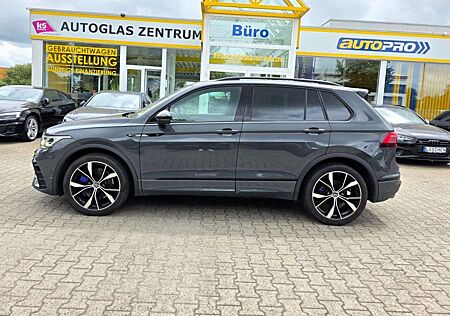 VW Tiguan Volkswagen R 4Motion Black Style Akrapovic H&K Sound
