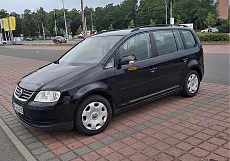 VW Touran Volkswagen 2.0 TDI Highline