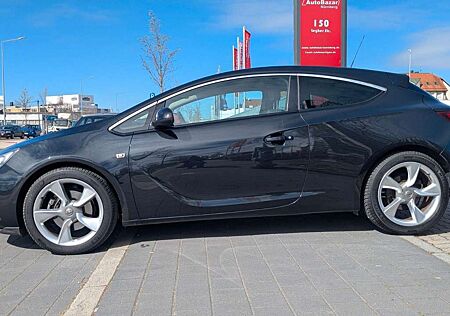 Opel Astra J GTC Innovation / T.leder / 140 PS / 19"