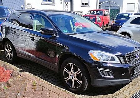 Volvo XC 60 XC60 T6 AWD Momentum