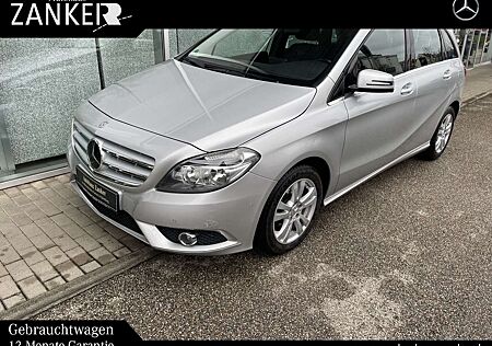 Mercedes-Benz B 180 *AHK*SITZHEIZUNG*FREISPRECHEINRICHTUNG*