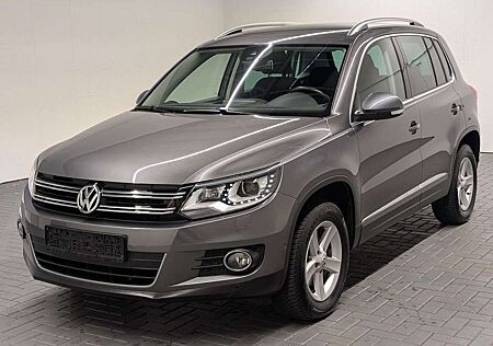 VW Tiguan Volkswagen 4M Sport Bi-Xenon/Navi/SHZ/PDC/AHK/Tempom