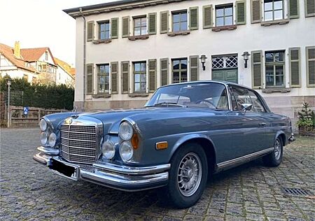 Mercedes-Benz 280 SE 3.5 Coupe w111 , Flachkühler