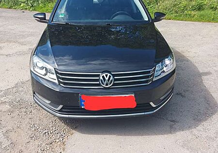 VW Passat Volkswagen 2.0 TDI DSG BlueMotion Technology Trendline