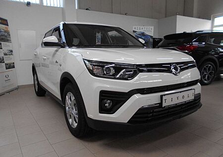 SsangYong Tivoli 4x4ALLRAD KLIMA TEMPOMAT PDC + KAMERA AHK