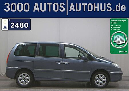 Peugeot 807 2.0 HDi FAP Premium 7-Sitze AHK PDC Tempomat