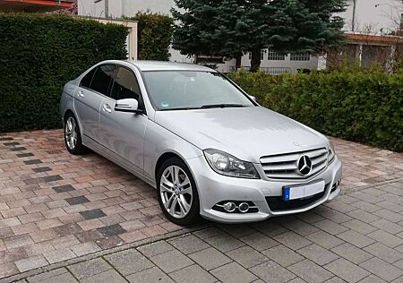 Mercedes-Benz C 220 CDI DPF (BlueEFFICIENCY) 7G-TRONIC