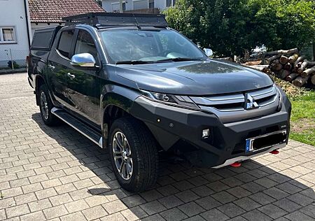 Mitsubishi L200 Select Doppelkabine 4WD