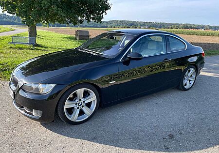BMW 330xi 330 Coupe Aut.