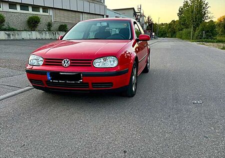 VW Golf Volkswagen IV 1.4 75 PS Basis