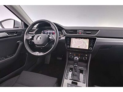 Skoda Superb 2.0TDI Combi DSG Style+LED+NAVI+VIRTUAL