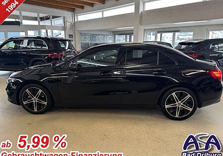 Mercedes-Benz A 200 Limousine+Night+MULTIBEAM+18 Zoll+Progressive Line