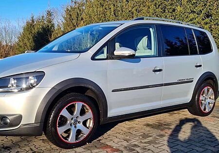 VW Cross Touran Volkswagen Touran 2.0 TDI DPF Cross