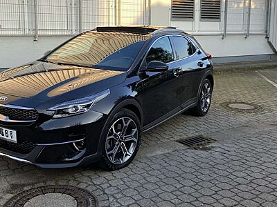 Kia XCeed 1.6 T-GDI OPF DCT7 PLATINUM EDITION