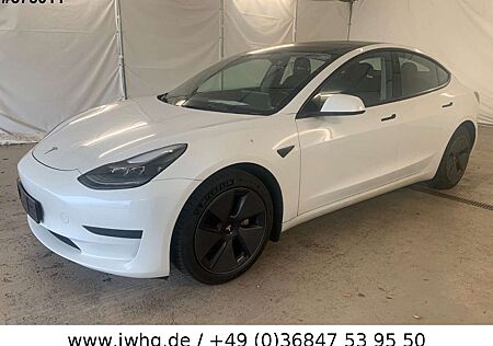 Tesla Model 3 Shanghai LED Autopilot Pano Wärmepumpe