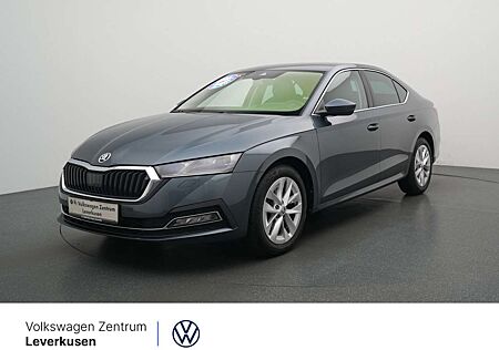 Skoda Octavia DSG NAVI ACC LED KLIMA SHZ PDC