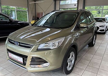Ford Kuga 2.0 TDCI AWD Autom. Titanium |1H|AHK|R-Cam