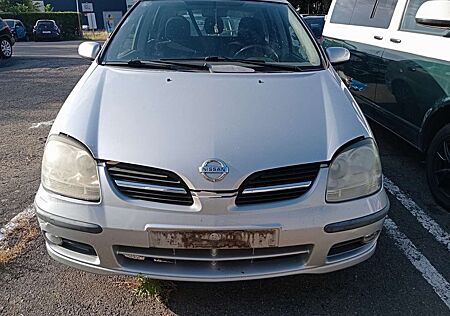 Nissan Almera Tino Acenta plus