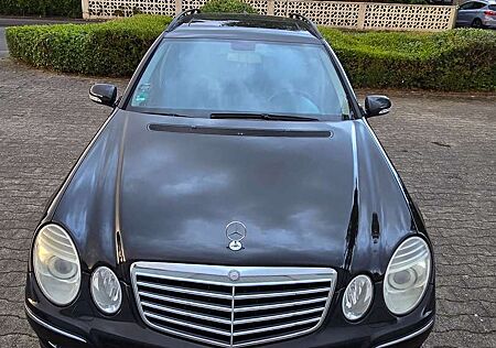 Mercedes-Benz E 220 T CDI Automatik Avantgarde
