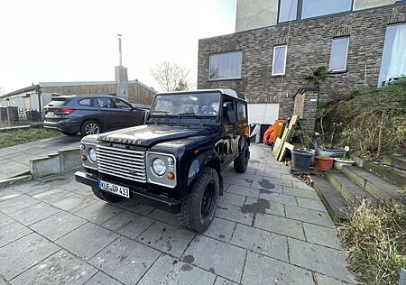 Land Rover Defender Td5 Red Booster