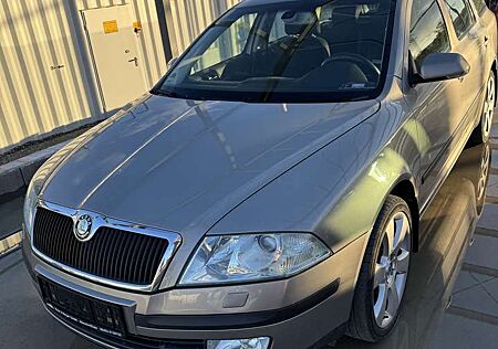 Skoda Octavia 2.0 Combi Ambiente