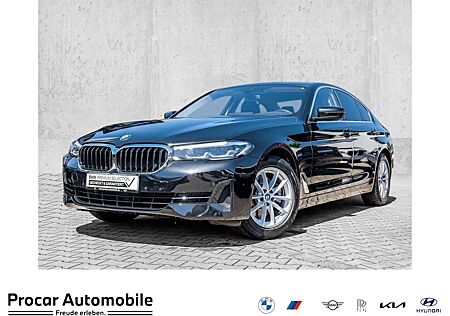 BMW 520 d A HUD RFK NAVI LED PDC V+H DAB Parkass. LM