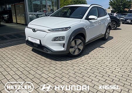 Hyundai Kona Advantage Elektro 2WD Navi Soundsystem ACC Klimaau