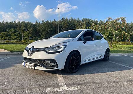 Renault Clio TCe 220 EDC R.S. Trophy